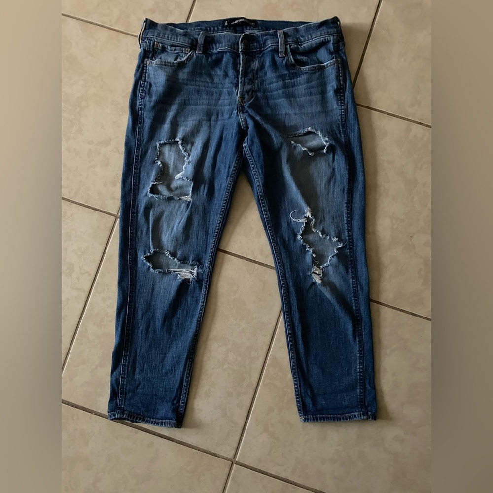 Hollister Y2K  Destroyed Boyfriend Blue Jeans Medium High Waist Size 13 W31”
